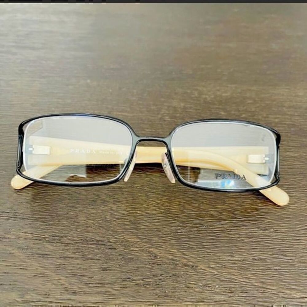 Like new Prada glasses